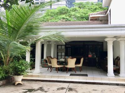 Di Jual Rumah LT 1429 Kawasan SCBD