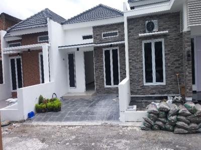 Dijual Rumah 2 Lantai dekat Kampus UNWAHAS Kota Semarang