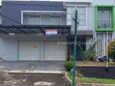 4 BR House For Rent Taman Beverly Fully Furnished, Cocok Untuk Expatriate