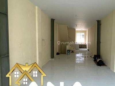 ANA RUKO 4X20M² JALAN LEBAR KAVLING POLRI JELAMBAR