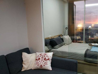 Apartemen 1 Br Di Dago Suites Furnished Terbaik