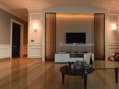 Apartement Pakubuwono Signature 4 BR Furnished Bagus