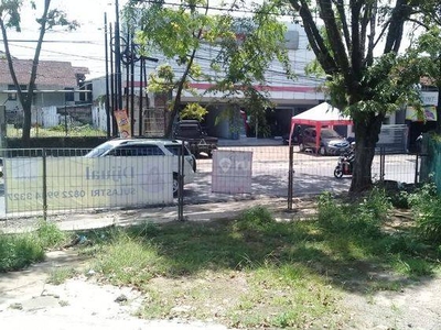 Area komersial pinggir jalan raya Soreang Bandung Jawa Barat