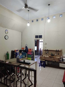 Dijual Cepat Ruko 2 1/4 lantai Siap Huni di Harapan Indah Bekasi