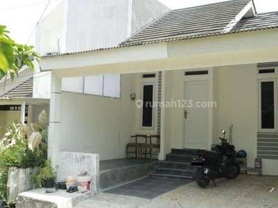 Dijual Cepat Rumah 15 Menit Dari Stasiun Depok, Bisa Nego