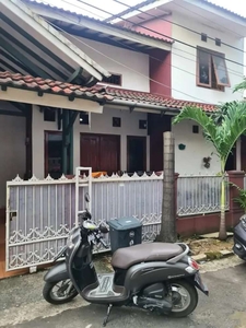 Dijual Cepat Rumah Kost-Kostan di Komplek Kranggan Permai Kota Bekasi