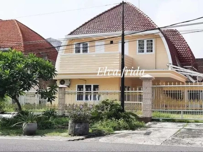 Dijual Cepat Rumah Pusat Kota di Jl Bodri Indragiri Surabaya