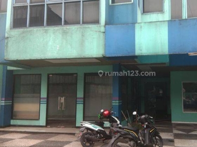 Dijual Gedung Ex Kampus di Tb Simartupang Jakarta Selatan
