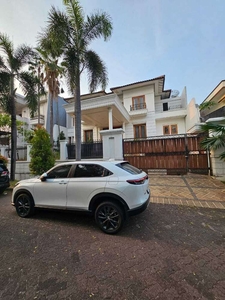 Dijual Rumah Di Kebun Jeruk Intercon Jakarta Barat, DKI Jakarta