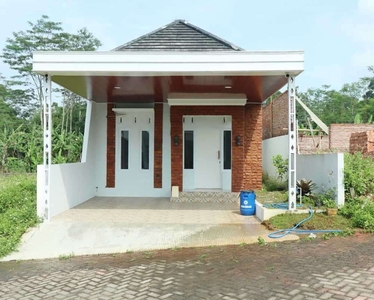 Dijual Rumah di Perumahan Graha Kencana Gondoriyo Semarang
