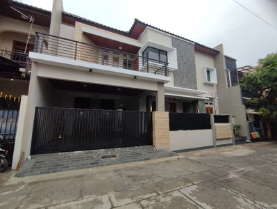 dijual rumah disumber solo