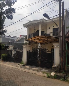 Dijual rumah via lelang perumahan bukit rivaria sawangan sektor 4