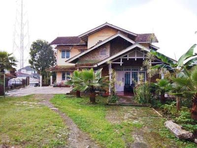 Dijual Tanah Sangat Luas Dapat 2 Rumah di Jl. Gadog 1