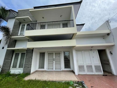 Dijual Villa Mewah Daerah Krakatau Lebar 15 Meter