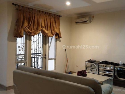 Disewa Rumah Pik Cluster Florence 8x20 Furnished