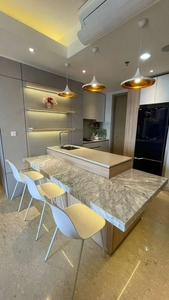 Disewakan 3BR furnished interior gold coast apartemen pik