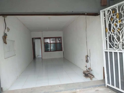 Disewakan/ Dijual Ruko 1 Lt di jl raya cinere