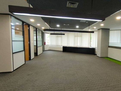 Disewakan Office Space Wisma Amex Siap Huni