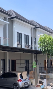 Disewakan Rumah Baru 2 Lantai di Jl. Pedurungan Tengah Rp3,5 Juta/bulan | Pinhome