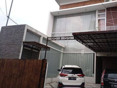 Disewakan Rumah Full Furnished di Pasteur Bandung Kota
