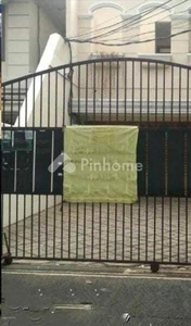 Disewakan Rumah Nyaman Dekat Perbelanjaan di Pejaten Rp41,6 Juta/bulan | Pinhome