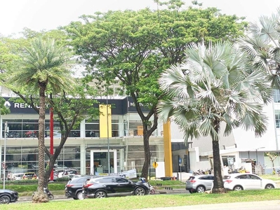 Gedung kantor dan shiw room Bintaro Boulevard Tangsel