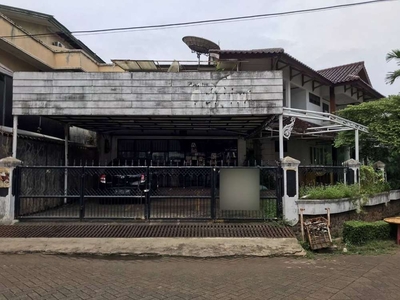Hot Deals..Rumah 2 Lantai Untuk Usaha di Jalan Utama Bintaro Sektor 5