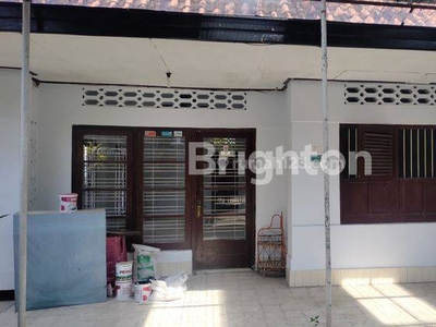 KAN RUMAH DI JLN RATNA