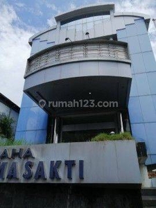 lokasi strategis pusat bisnis, bangunan komersial di Jl Pemuda, Semarang