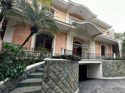 Luxurious House For Rent at Sekolah Duta Pd. Indah Jaksel