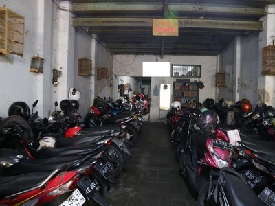 Ruang Usaha Strategis Di Pusat Wisata Malioboro Yogyakarta