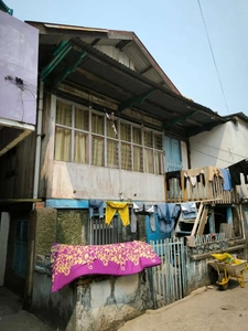 Rumah 2 lantai di Lorong kemas kuto