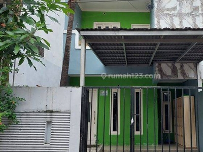 Rumah 2 Lantai Siap Huni Lokasi Strategis di Kebon Baru, Jakarta Selatan