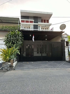 Rumah 2,5 Lantai Di Darmo Permai Selatan Surabaya Barat