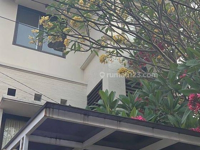 Rumah Bagus Minimalis Modern 3 Lantai Di Pondok Indah 09.2023