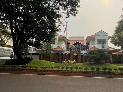 Rumah Bagus Semi Furnished di Bukit Golf, Jakarta Selatan