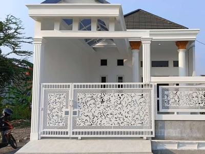 Rumah Baru Cantik American Classic Di Pedurungan Kota Semarang