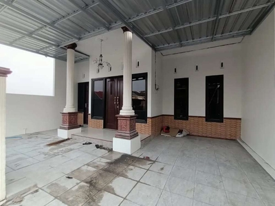 Rumah Baru Ready Tanpa Bi Cheking dekat SMPN 43 SEMARANG