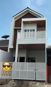 Rumah Cakep 2 lantai dalam Cluster di Harapan Indah 2 Bekasi