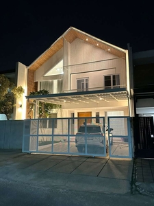 Rumah Cantik Full Furnish Cluster Pulau Dewa barat Moderland Tangerang