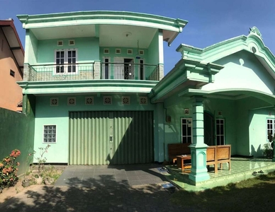 Rumah Daerah Berbah, Besar Halaman Luas,Dkt Pabrik Bakpia Juwara Satoe