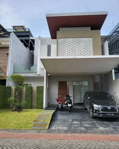 Rumah Fullerton Citraland Surabaya 2 Lantai Hadap Selatan