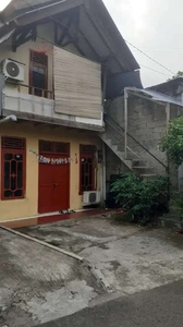 Rumah induk + 6pintu kosan murah habis di Bintaro veteran Jaksel