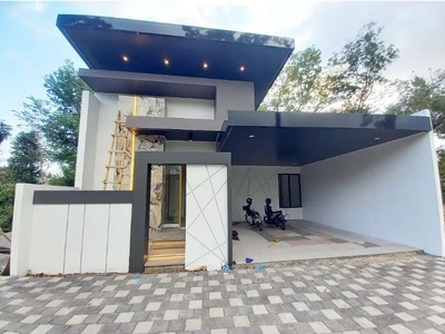 RUMAH MEWAH CANTIK SIAP HUNI DI WEDOMARTANI