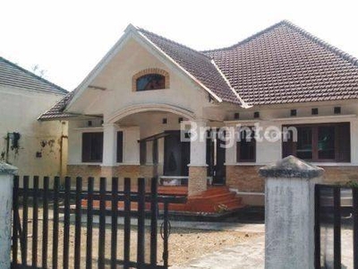 Rumah Siap Huni Tanah Luas Soekarno Hatta Kota Malang