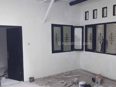 RUMAH SUDAH RENOVASI SIAP HUNI di BUKIT PALMA CITRALAND