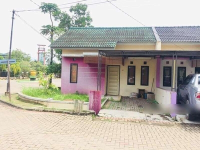 Rumah Hook di Perumahan Palembang