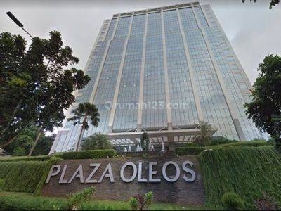 Sewa Kantor Furnished, Luas 670m2 di Plaza Oleos, TB Simatupang