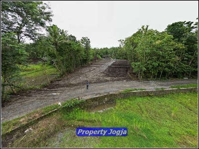 Tanah Dekat Kantor Camat Sentolo Kulon Progo