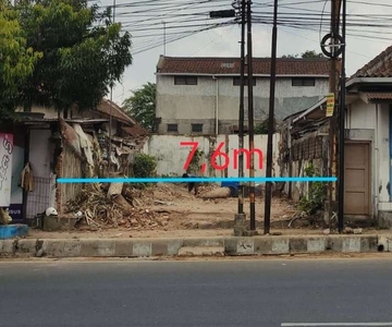 Tanah kosong strategis Sawangan dekat alun alun, pusat oleh oleh PWT